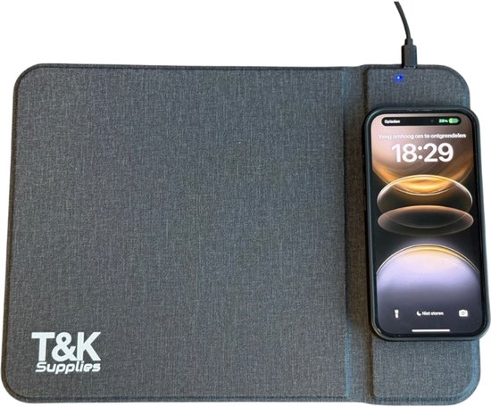 Muismat met Draadloze Oplader 15W – Qi Charger Muismat – Wireless Charging Mouse Pad – Antislip Bureau Muismat – Geschikt voor iPhone & Samsung – TK Supplies ChargeDesk