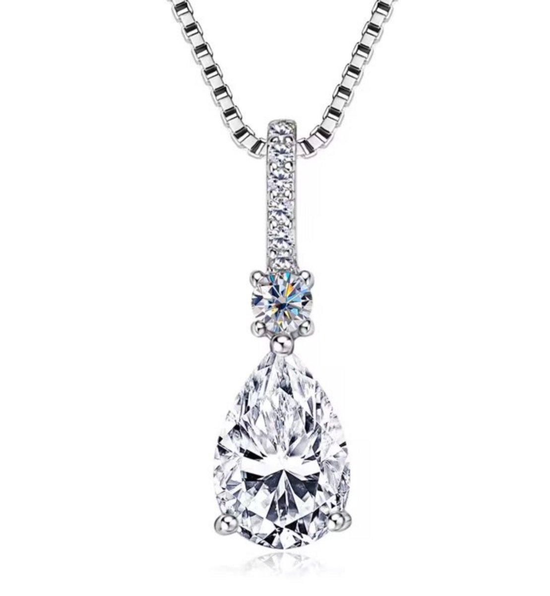 Selevie Ketting wit goud met Peer en Druppelvormige Moissanite 1.5 ct - met extra moissanite stenen bezetting op hanger