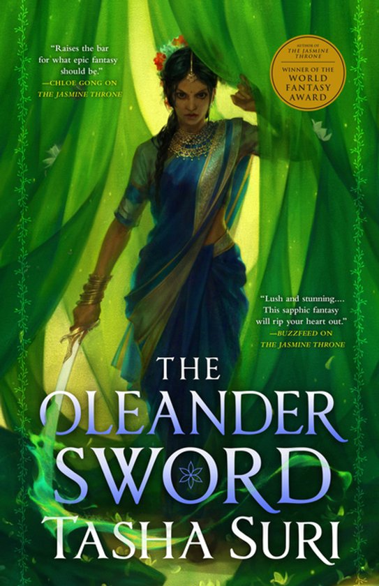 Een vrouw met donker haar, gekleed in een blauwe sari, houdt een zwaard vast. Groene stof en bladeren vormen de achtergrond. Bekroond met 'Winner of the World Fantasy Award'.