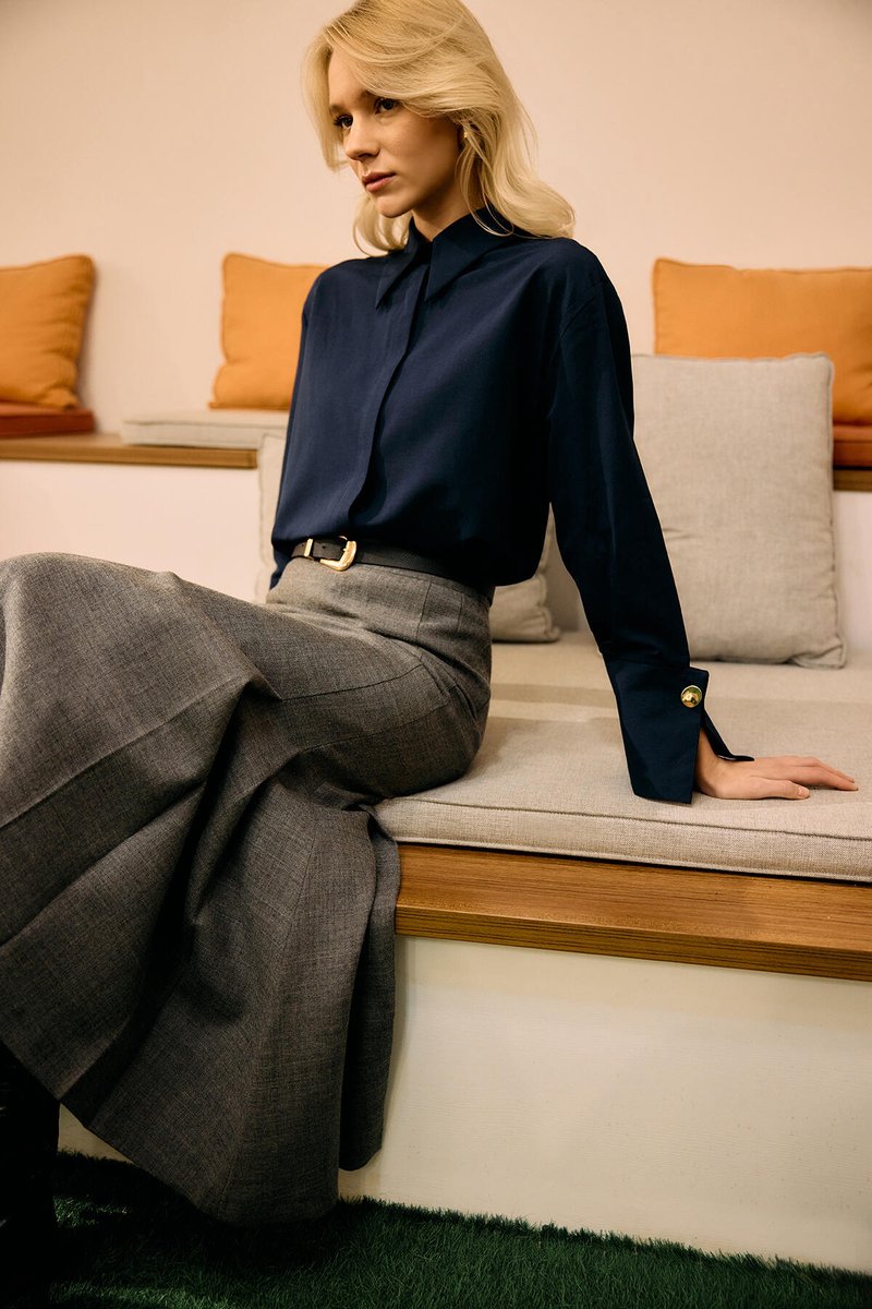 Touché Privé - Poplin blouse met brede manchetten - Marine - Dames