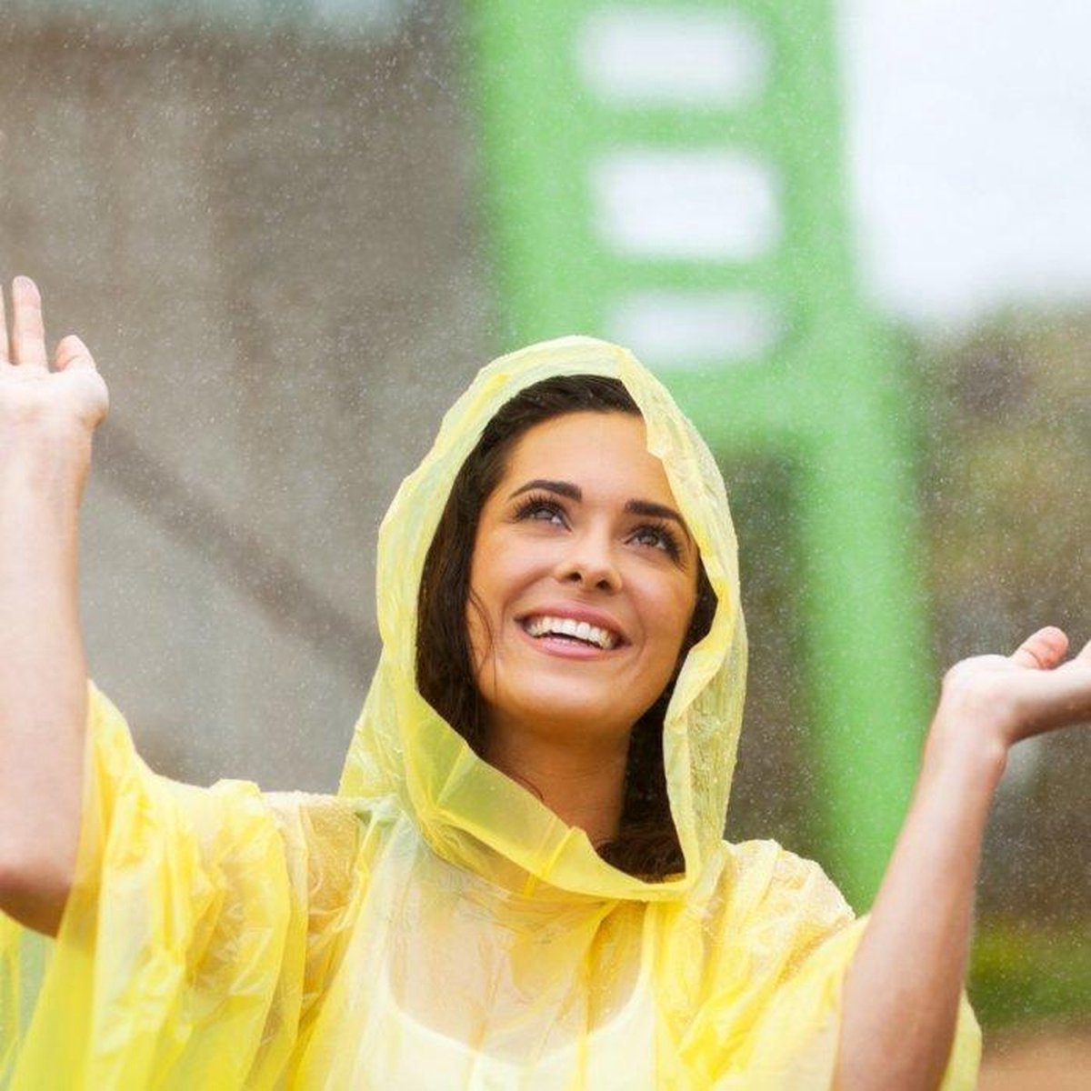 10 stuks beschermende wegwerp poncho transparant | Regen | Festival | wandelen | evenement - Merkloos