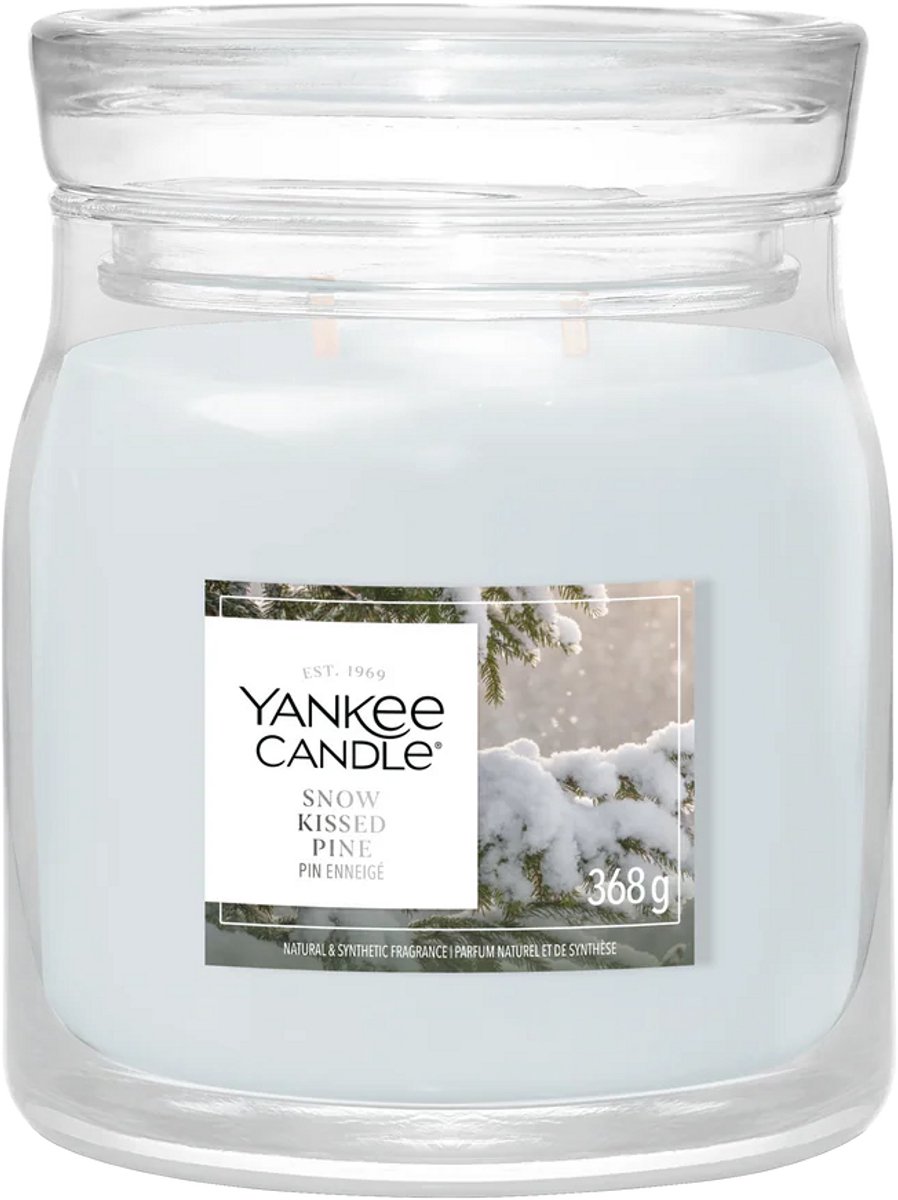 Yankee Candle - Snow Kissed Pine Medium Jar - tot 50 branduren