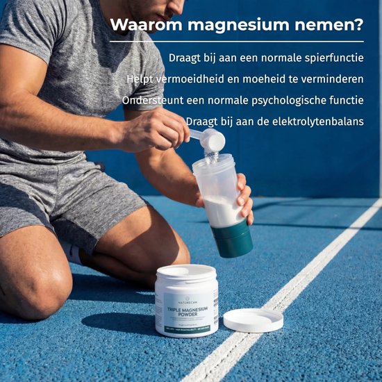 Man met pot Naturecan Triple Magnesium Poeder en shaker. Tekst: Waarom magnesium nemen?
