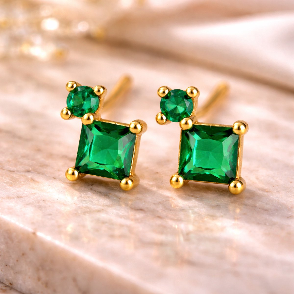 Brendoe Oorstekers Groene Steentjes – Goudkleurig – 925 Sterling Zilver – Zirkoon – Dames Oorbellen