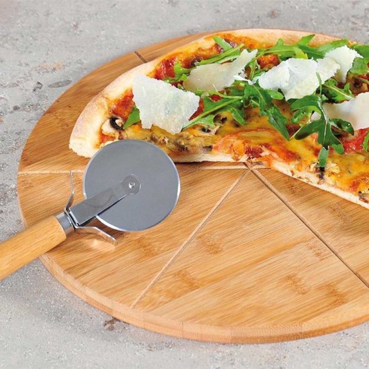 GABA Bamboe Pizzaplank met Pizzasnijder – Pizza Serveerplank met Handvat – 34 cm
