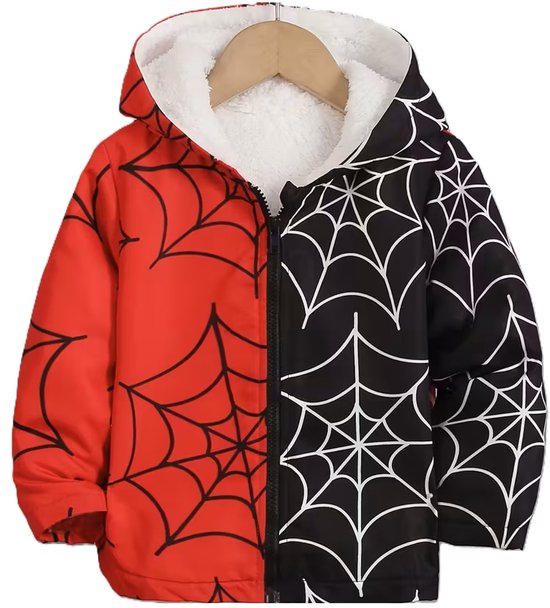 Rode en zwarte jas met spinnenwebprint en witte fleece voering.