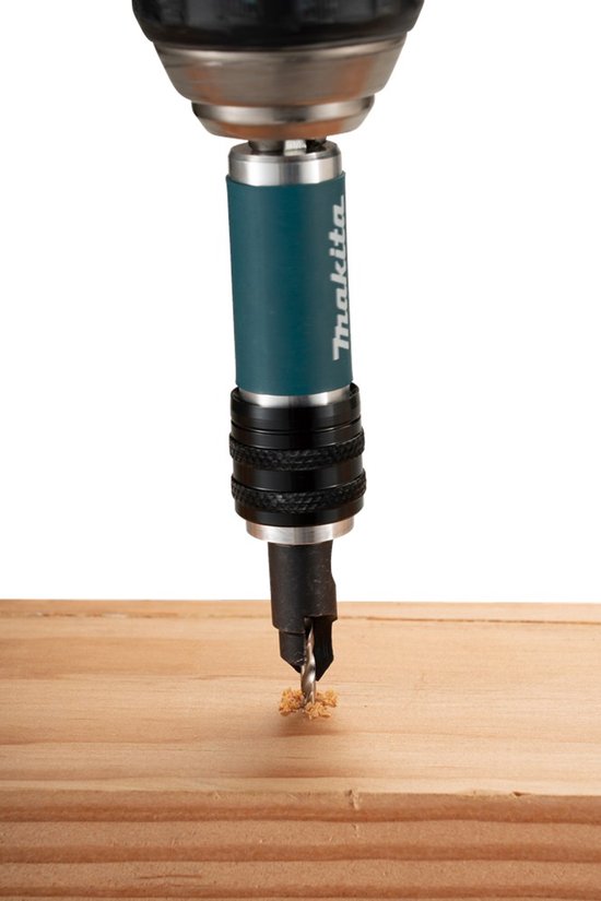Makita schroefbit met boor in houten plank.