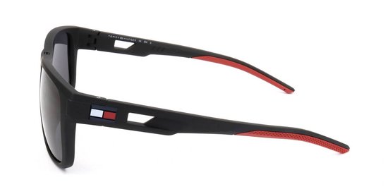 Tommy Hilfiger TH 1913/S Matte black 55/18/135 MAN Zonnebrillen van Tommy Hilfiger — afbeelding 2