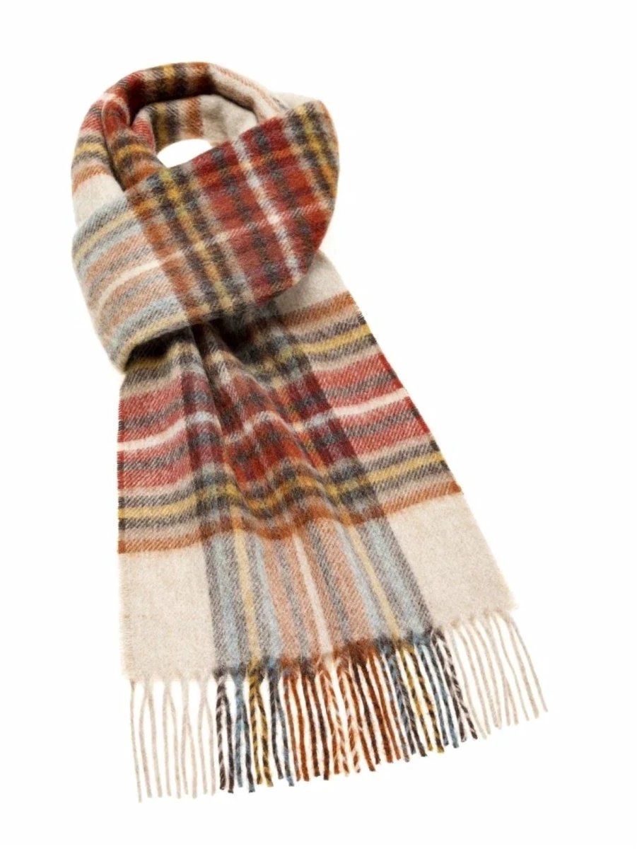 Sjaal Otley Rust - Meriono Lamswol - 25 x 190 - Bronte by Moon Scotland