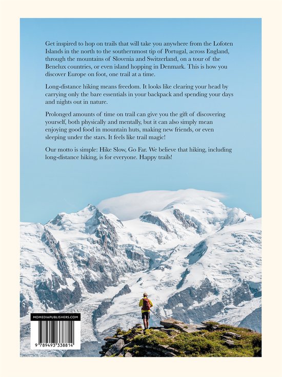 Un randonneur se tient sur un promontoire rocheux avec des montagnes enneigées en arrière-plan. Texte : « Inspirez-vous pour partir en randonnée... »