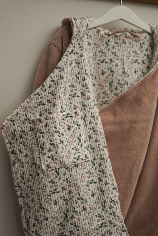 Baby-badjas-roze met bloemetje-maat 92-handgemaakt-(Sweet baby Bedstraw) — afbeelding 2