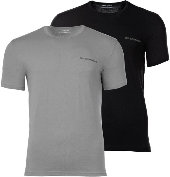 Set van twee Emporio Armani T-shirts: één grijs en één zwart, beide met korte mouwen en logo op de borst.