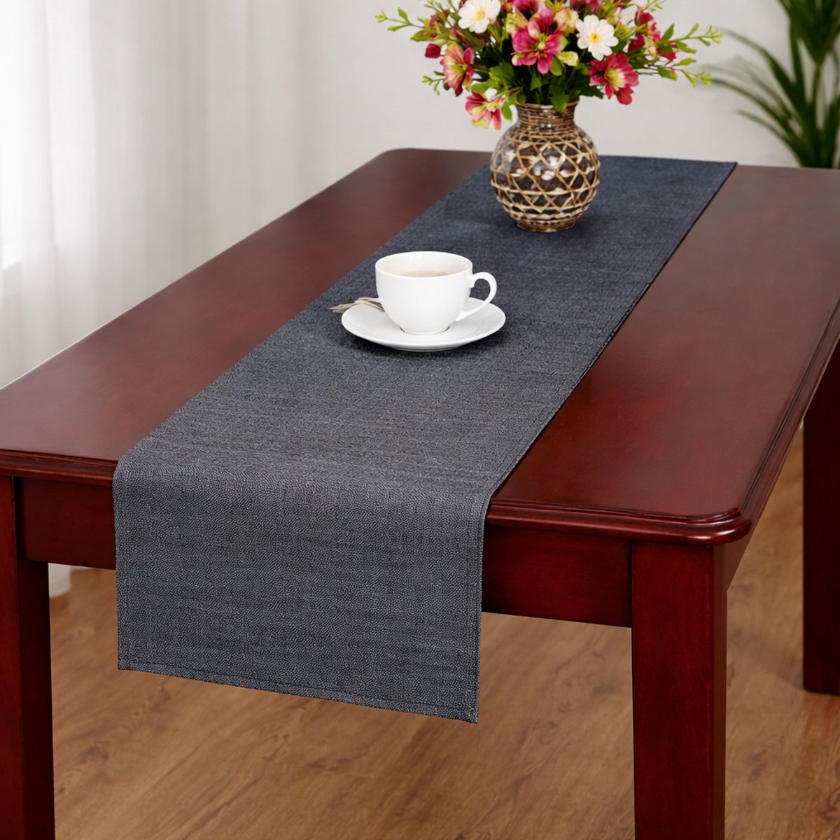Arti Casa Table runner d. grey