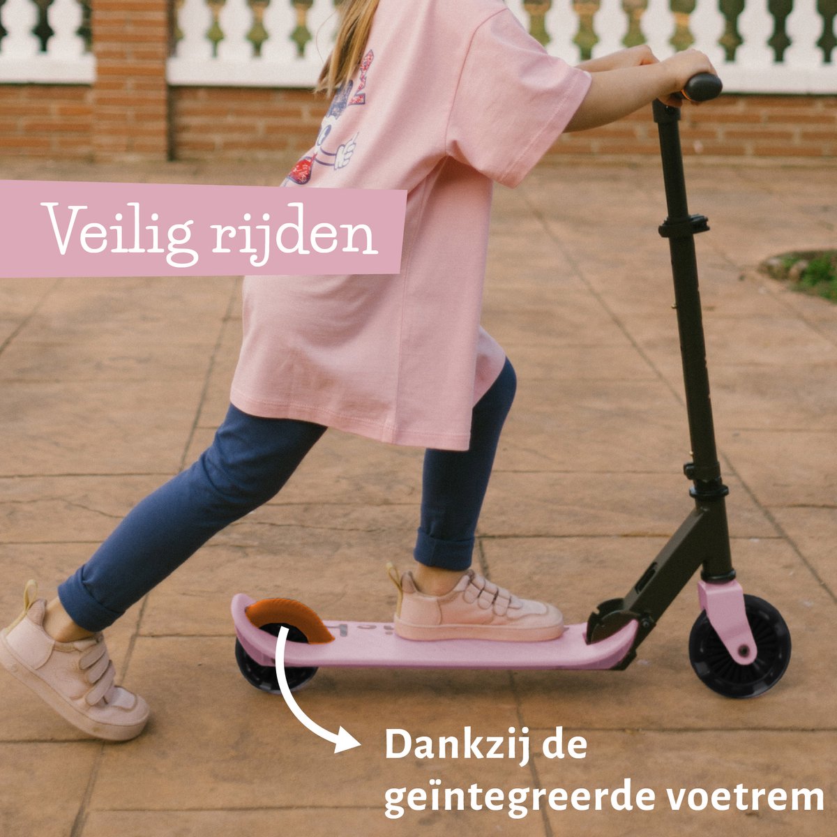 Chillafish Kinderstep jongen en meisje vanaf 5 jaar met voetrem - Licht Roze - Step met verstelbaar stuur - Opvouwbaar en lichtgewicht met ABEC-5 wielen - Model Flexxi thumbnail 3