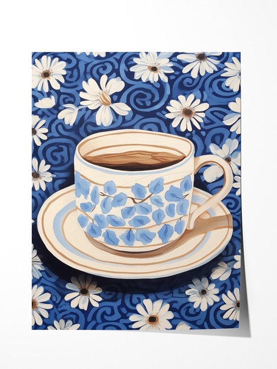 Kop en schotel met blauwe bladeren en witte bloemen op een blauwe, golvende achtergrond.