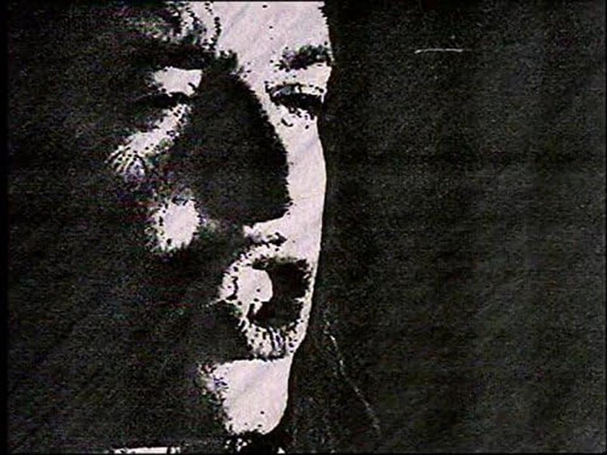 Muziek EP: Laid So Low, Tears Roll Down, The Body Wah, Lord of Karma
