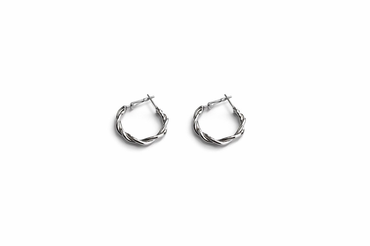 Twist oorringen | zilver gekleurd