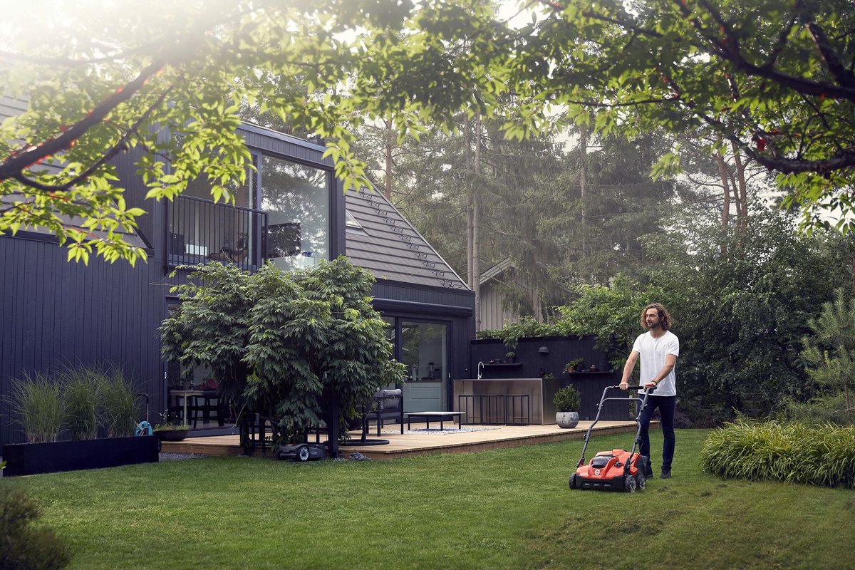 Husqvarna S138i Scarificateur sur batterie