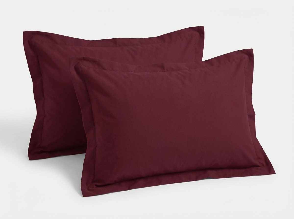 Trio - Kussenslopen - Egyptisch Perkal Katoen - 200 TC - 2x 65x65 cm - Met Volant - Bordeaux