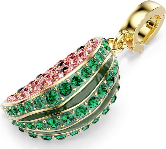 Gouden bedel in de vorm van een watermeloenschijf, bezet met roze, zwarte en groene kristallen.