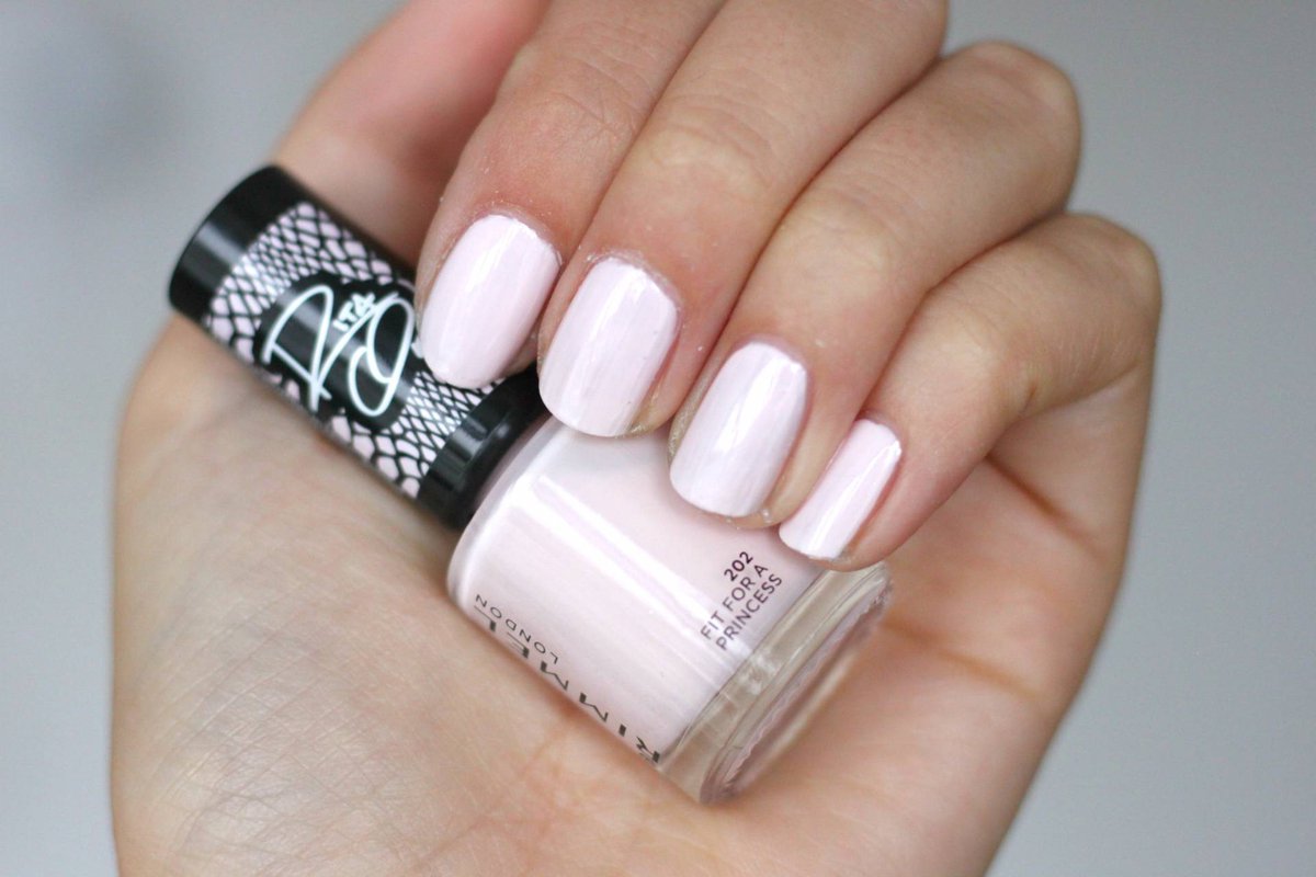 By Rita ora nail polish - 202 Fit for a princess