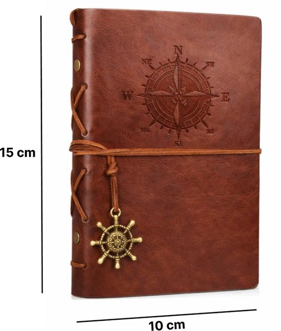 Bruin lederen notitieboek 15x10 cm met kompas-reliëf, touwsluiting en ankerhanger.