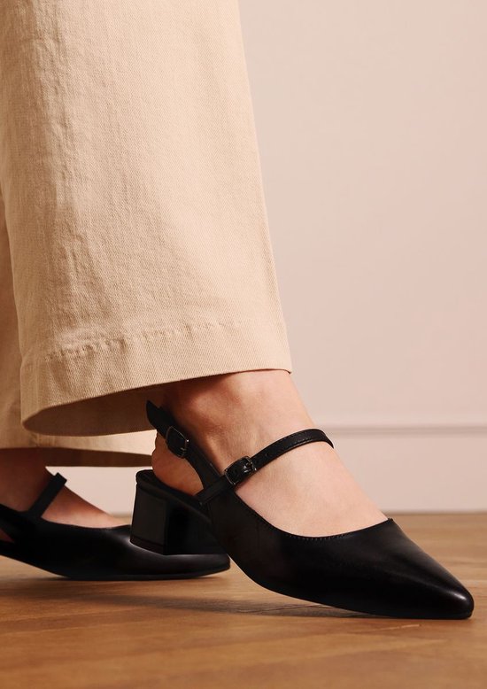 Manfield - Femme - Slingbacks en cuir noir - Taille 42
