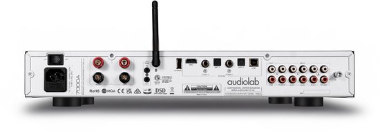 Achterpaneel van zilverkleurige audiolab 7000A versterker met diverse aansluitingen en poorten.