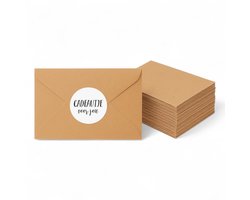 50x Bruine Kraft Enveloppen 11.4x16.2cm + 50x "Cadeautje voor jou" Stickers - C6 Formaat - Duurzame Keuze - 100% gerecycled Kraft papier - A6 Envelop - ECO