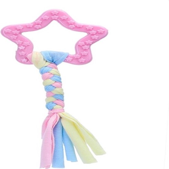 Roze stervormig hondenspeeltje met sterren en gekleurde stoffen vlecht.