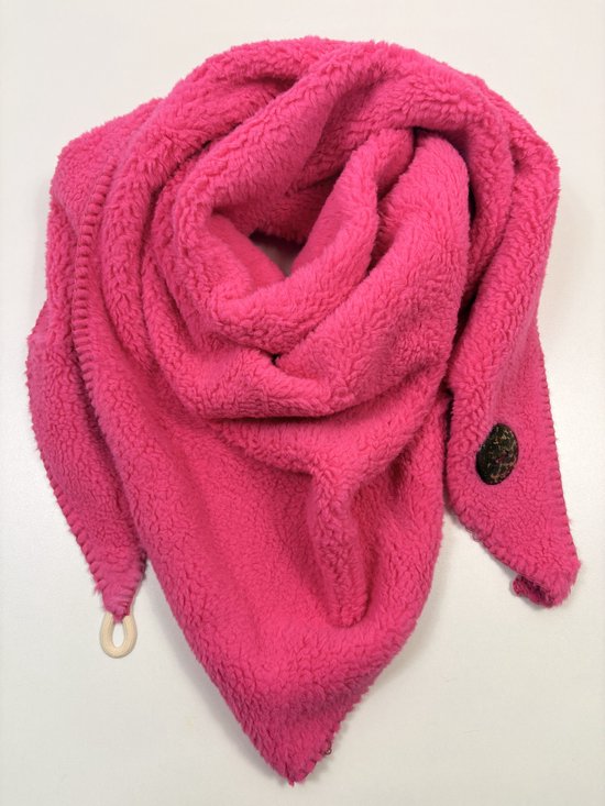 Driehoek Sjaal, Teddy van dik materiaal met knoop