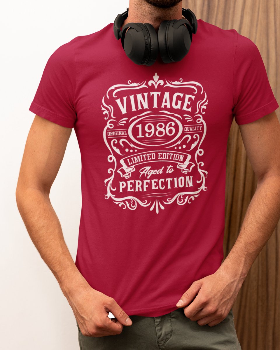1986 Jaar Rood T-shirt Heren - Maat L - Vintage Aged To Perfection - Verjaardag Cadeau Mannen - Limited Edition