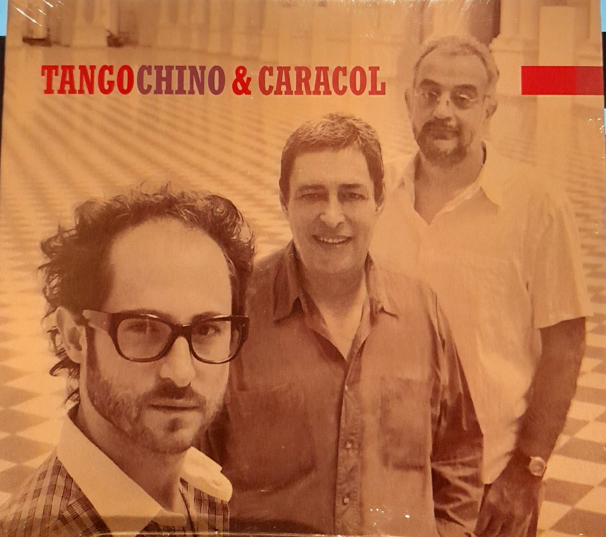 Tango Chino & Caracol