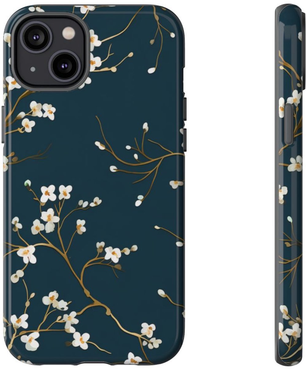 Witte Bloesemtakken op Donkerblauw – Telefoonhoesje Geschikt voor iPhone 14 Plus