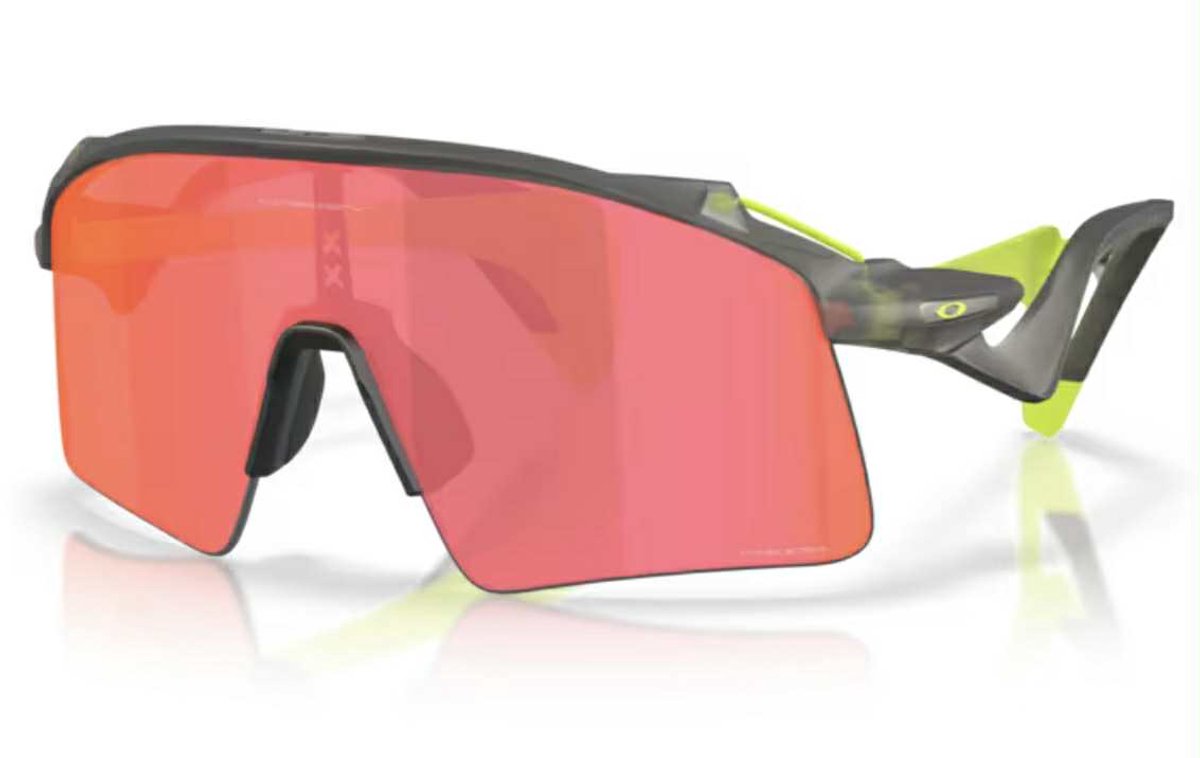 Oakley Stunt Wing Matte Smoke Prizm Ruby 04