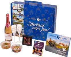 Fletcher Hotels Cadeaubox + 2-daags All-in Cadeaukaart | Giftset - Relatiegeschenk - Origineel Cadeau - Kerstpakket - Kerstcadeau - Kerst