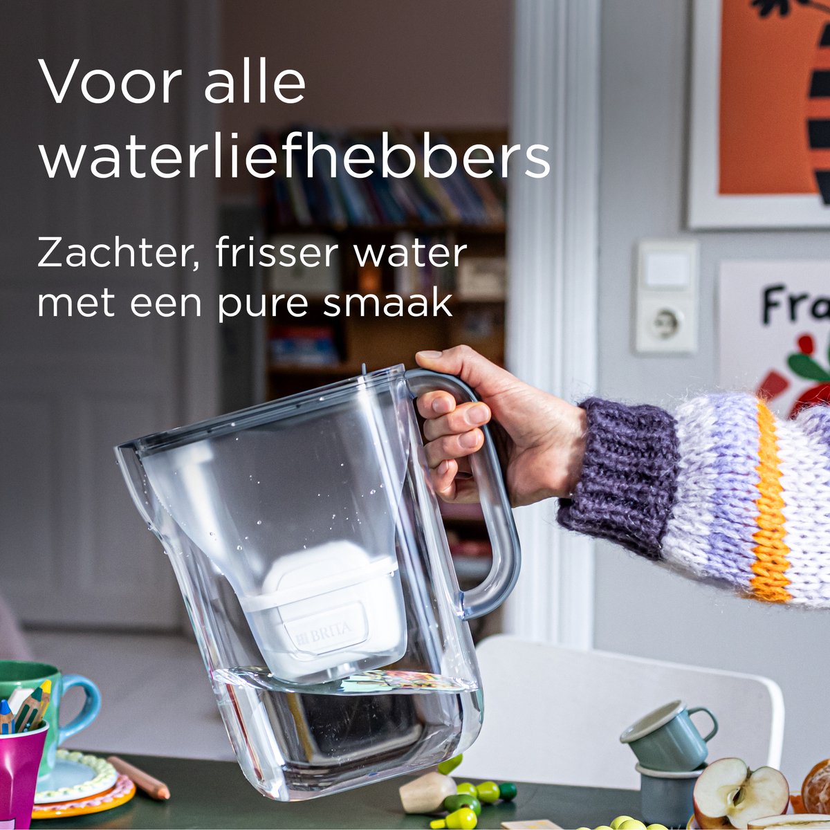 BRITA waterfilterkan Style Essential Blauw (2,4L) incl. 6x MAXTRA PRO Pure Performance - past in de koelkast, met Smart LED Light & klapdeksel, wordt verzonden in een duurzame verpakking — afbeelding 2