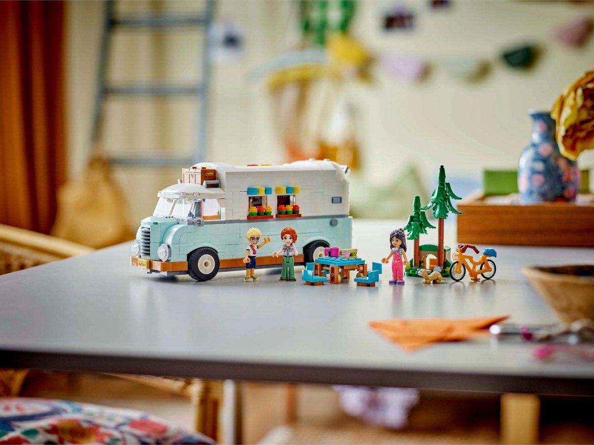 LEGO Friends Camperavontuur met vrienden - 42663 — afbeelding 23