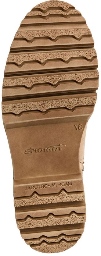 Zool van beige suède enkellaars met profiel en Tamaris logo.
