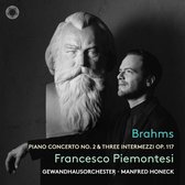 Portret van pianist Francesco Piemontesi naast een buste, met tekst Brahms Pianoconcert Nr. 2 & Drie Intermezzi Op. 117.