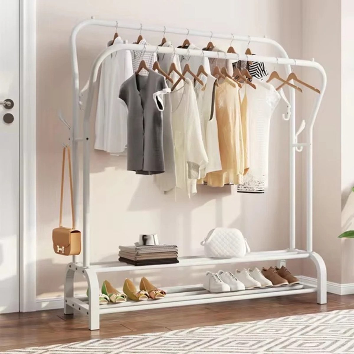 Industrieel Kledingrek - Schoenenrek – 110x35x146 cm – Hoogwaardig Metaal - Staand Garderoberek met Haken – Kleding, Schoenen en Tas Organizer voor Slaapkamer