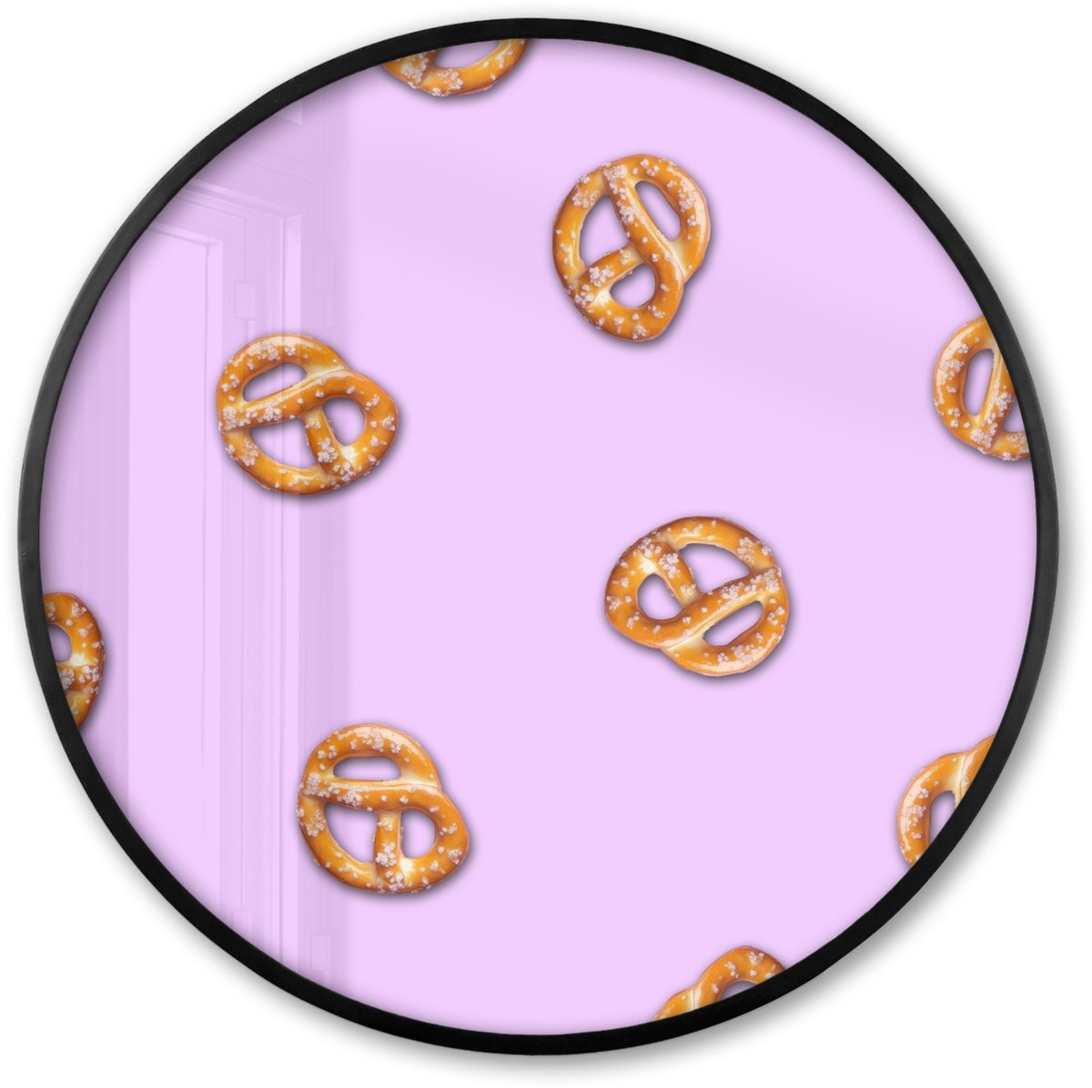 FrameYourWall Poster in lijst Rond - Fotolijst 60x60 cm - Posters - Pretzels - Eten - Paars - Ronde posterlijst zwart - Decoratie - Wanddecoratie woonkamer - Muurdecoratie slaapkamer