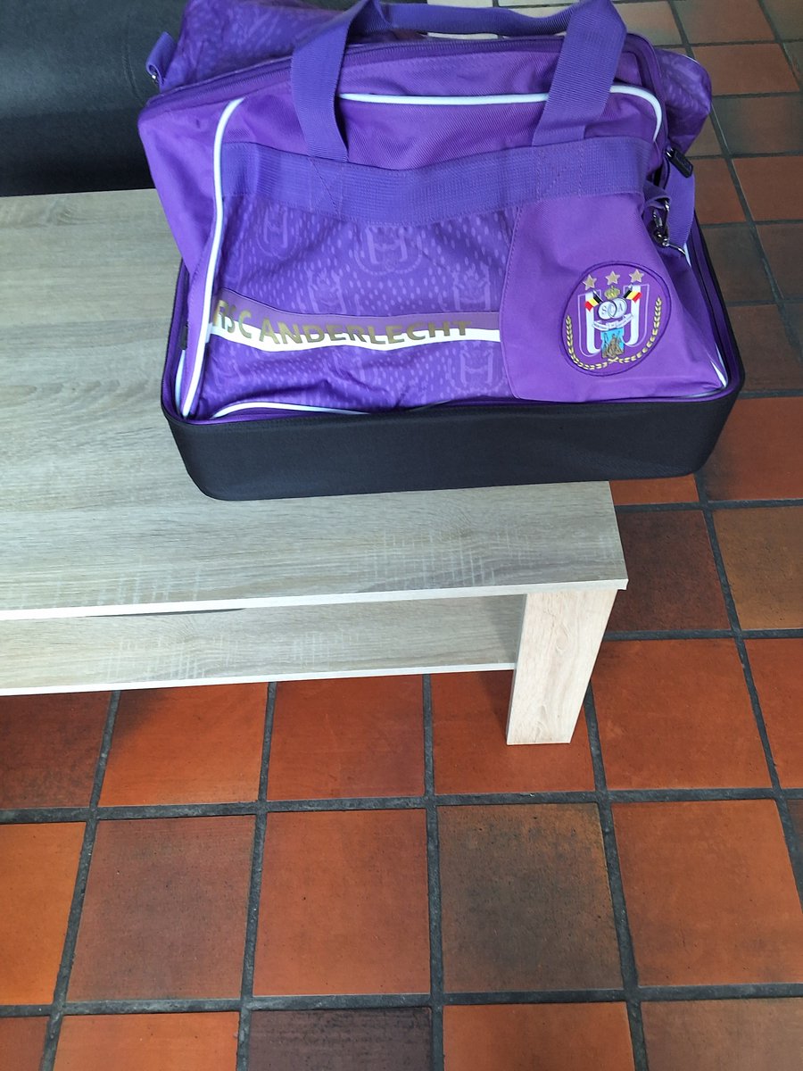 Anderlecht grote voetbalzak met onderaan vak schoenen 49x38x35cm (10j tot 14j)