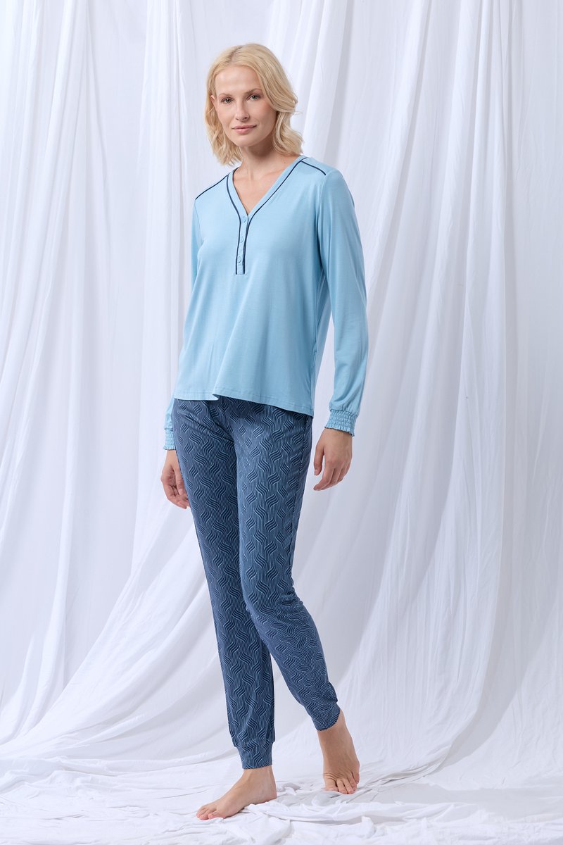 Woody 252-50-XPD-Z/860-pyjama-L lichtblauw
