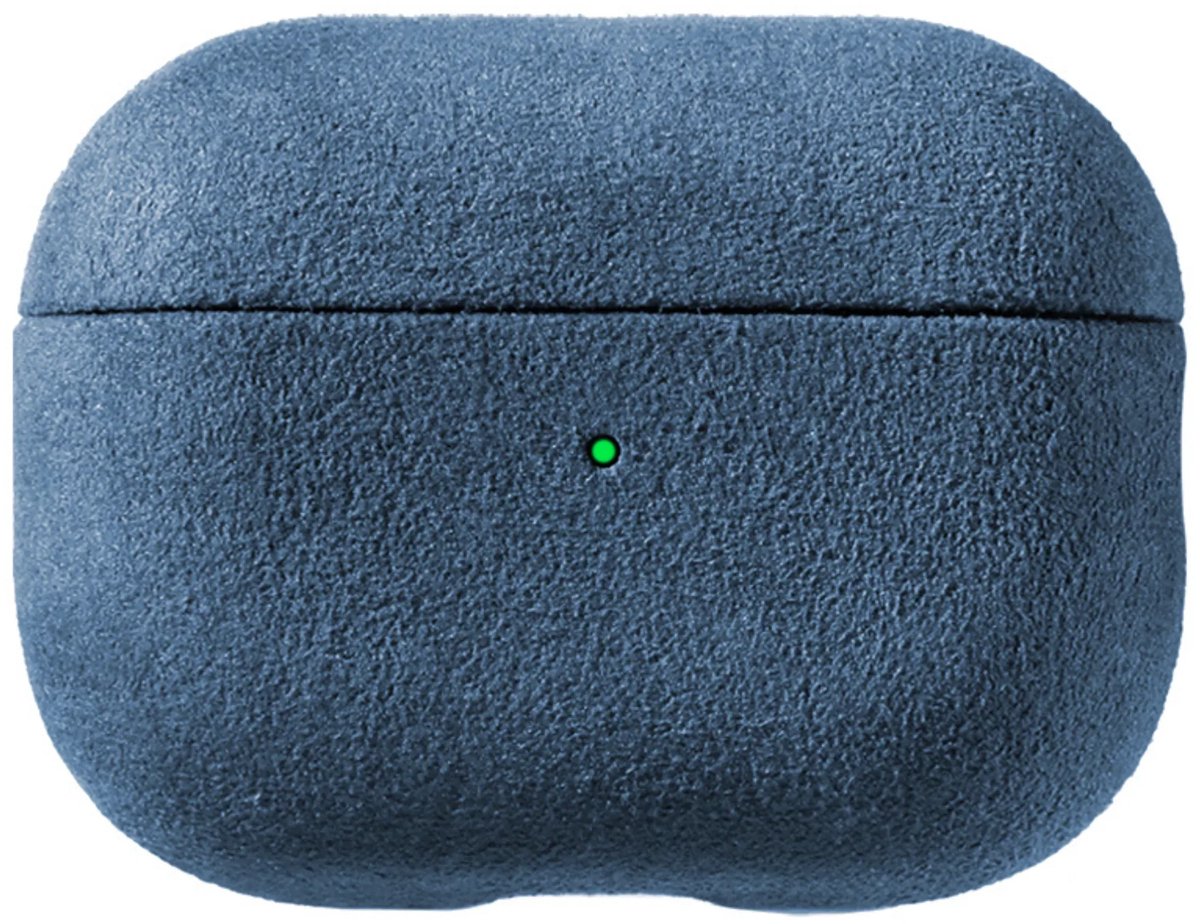 Hoesje Geschikt voor AirPods Pro Case (3rd Generation) – 100% Optimale Bescherming – 360° Shock Proof Hoesje – Premium Alcantara Case – Ocean Blue