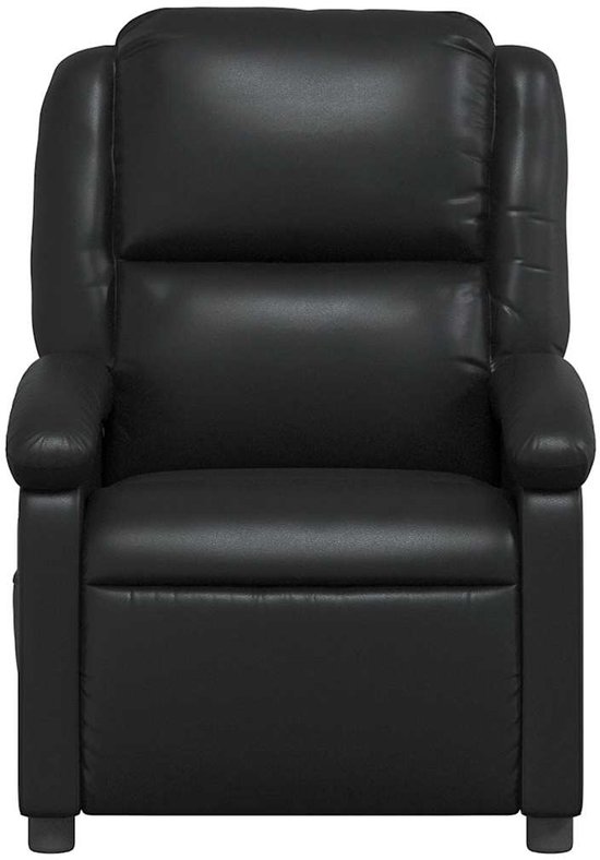 Zwarte fauteuil met massagefunctie, recht van voren bekeken.