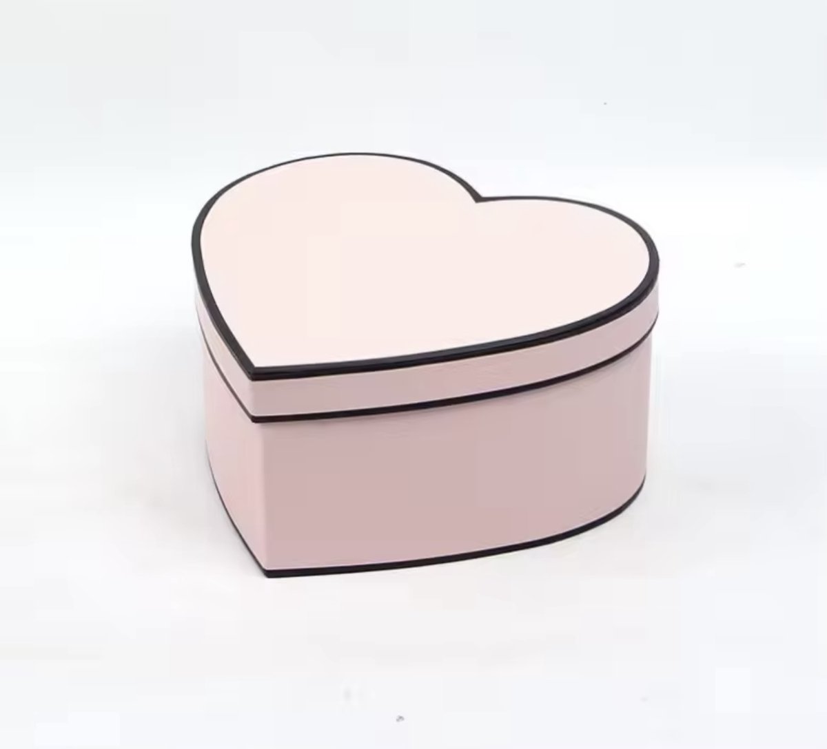 Luxe Hartvormige Doos met Deksel - 16x14.5x10cm - Roze - Cadeaudoos - Geschenkdoos - Valentijnsdag