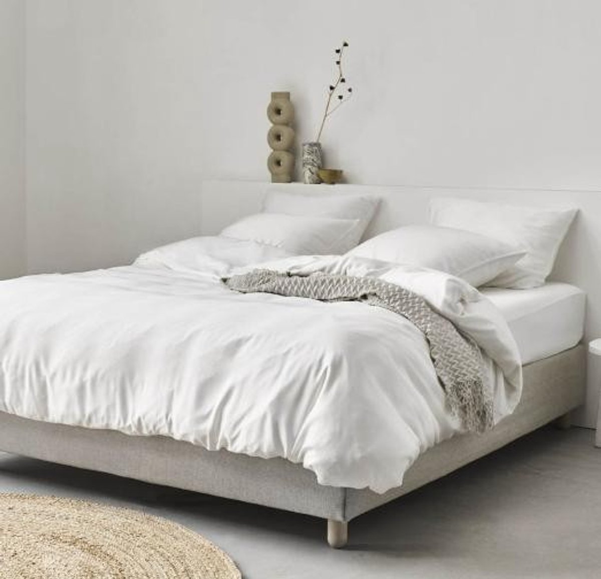 KOALA HUG Dekbedovertrek 100% Tencel lyocell, sneeuw wit lits-jumeaux 260x220 + 2 kussenslopen 60x70 - Temperatuurregulerend | Ventilerend & Absorberend | Anti-allergie & Hypoallergeen | Zacht voor huid & haar | 100% Plantaardig | Plasticvrij
