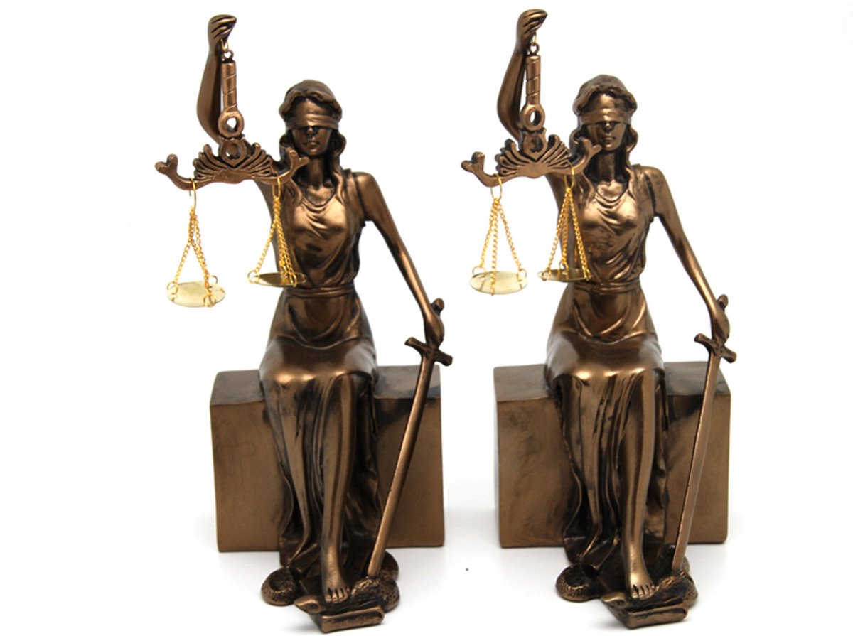 Queen Isabell - Beeldjes van Themis met weegschaal en zwaard - set van 2 stuks
