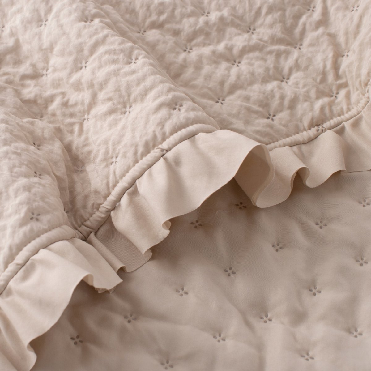 Gewatteerde Plaid Amour 240x260cm - Zacht Beige Microvezel